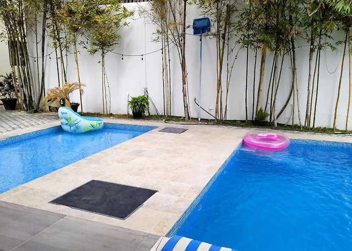 Vela's Ocean Front Aparthotel 3*