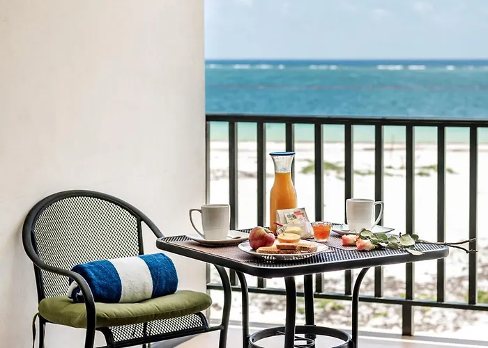 Aparthotel Vela's Ocean Front Puerto Morelos