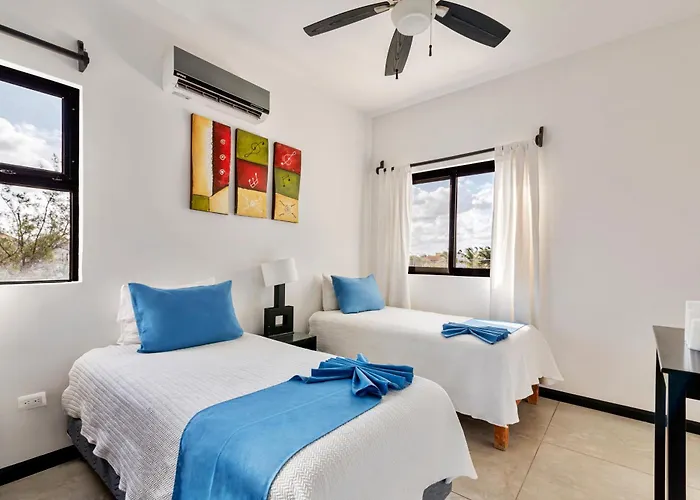 Vela's Ocean Front 3*