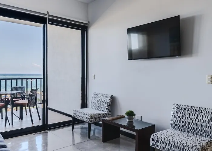 Vela's Ocean Front 3* Puerto Morelos