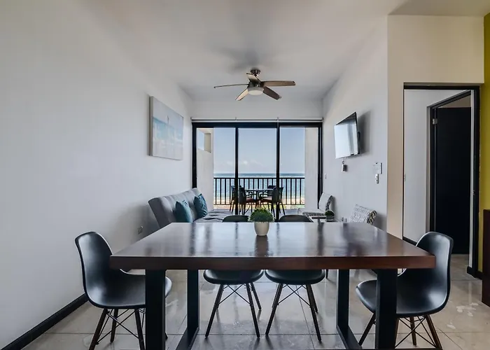 Vela's Ocean Front 3*