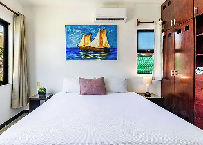 Vela's Ocean Front Appart hôtel