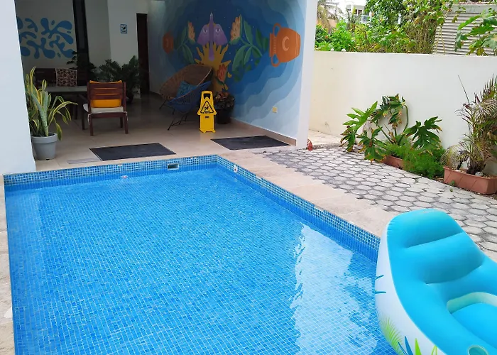 Vela's Ocean Front 3*