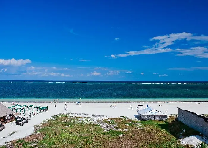 Aparthotel Vela's Ocean Front 3*