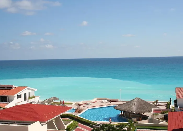 Aparthotel Vela's Ocean Front Puerto Morelos