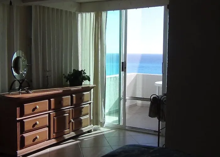Vela's Ocean Front Aparthotel Puerto Morelos